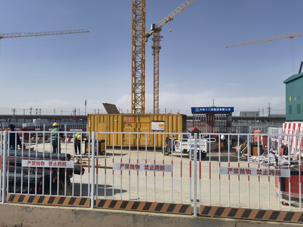 秀峰发电机出租电缆长度过长会对 100KW 发电机造成哪些影响？