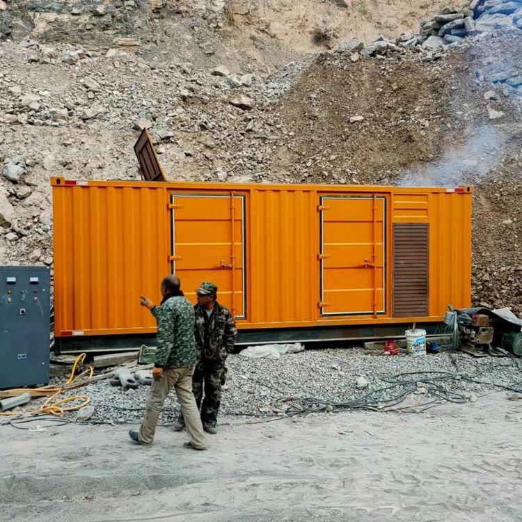 秀峰如何选择适合自己的 800KW 柴油发电机组？