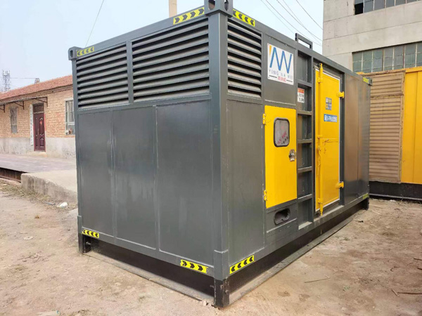 秀峰柴油发电机输出电流大小是有什么决定的？