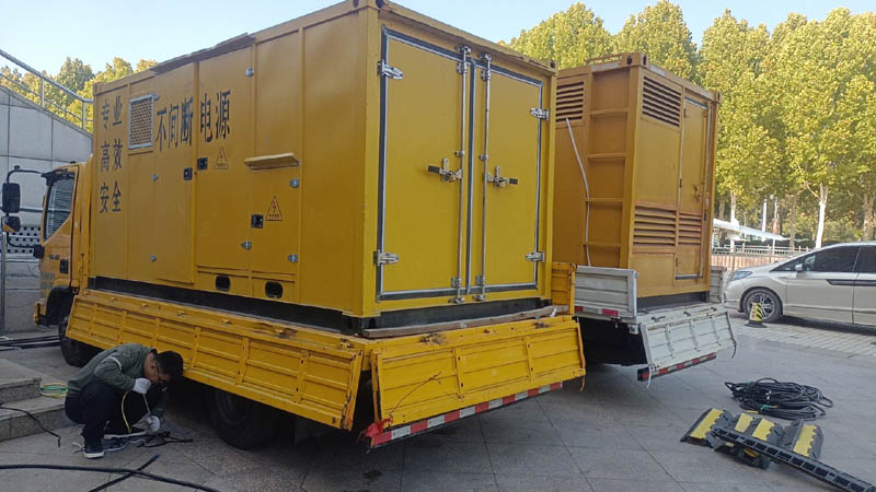 秀峰柴油发电机组和UPS电源配合使用时的注意事项