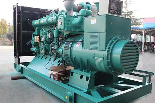 秀峰工厂发电机应急发电中如何优化燃油储备管理？