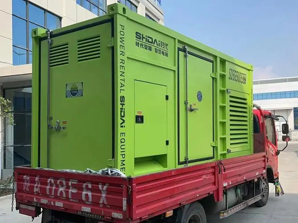 秀峰更换水冷式机油散热器的密封件时，如何选择合适的密封胶？