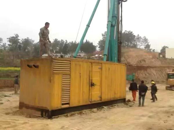 秀峰如何判断水冷式机油散热器密封件是否需要更换？